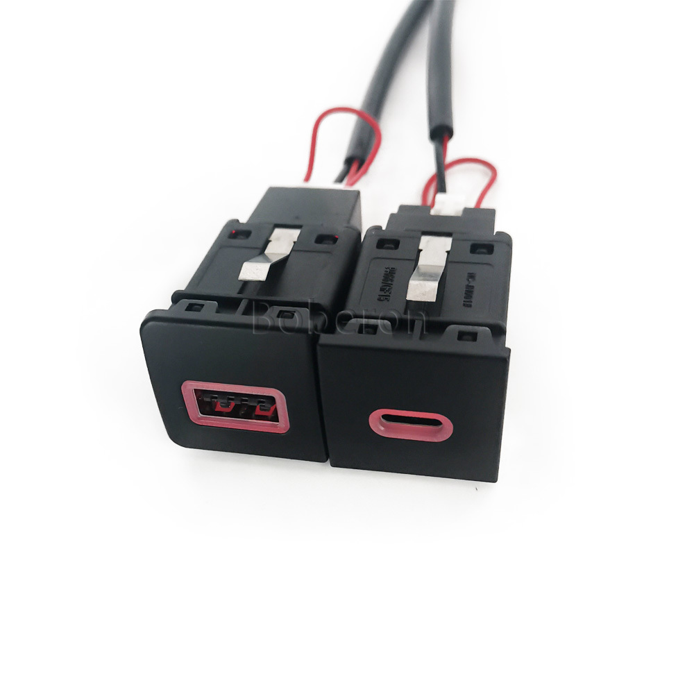 Caricatore Rapido per Auto con - Usb C Power Adapter recensione e prezzo
