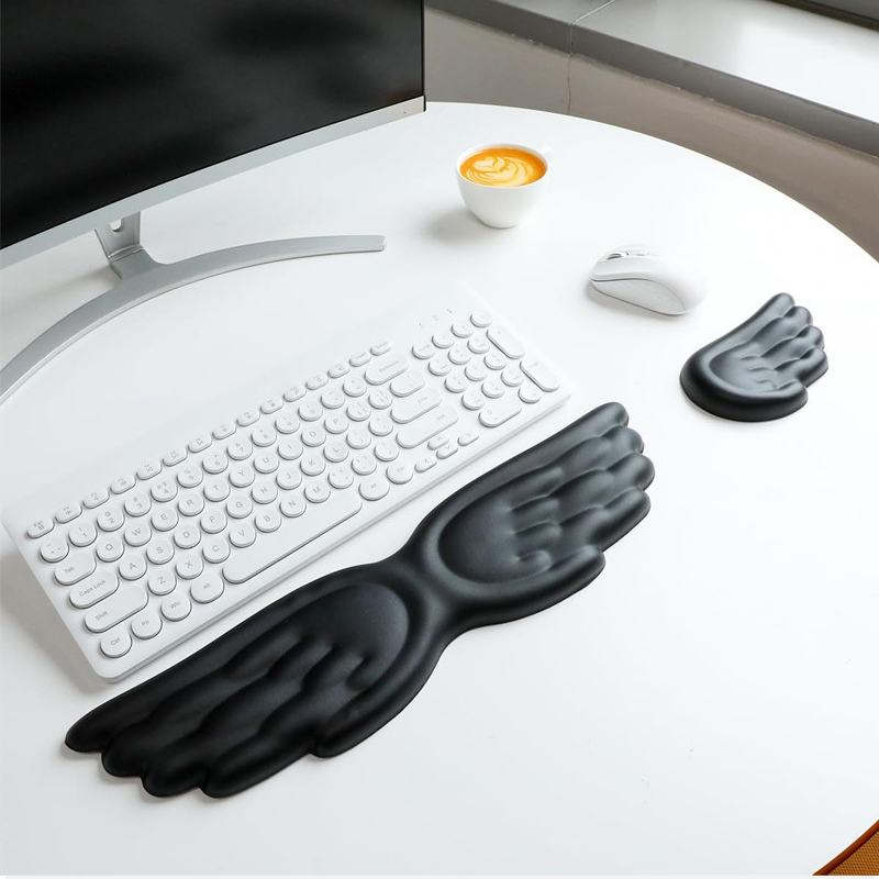Tastiera Mouse Poggiapolsi Ala - Laptop Accessories Distributor recensione e prezzo